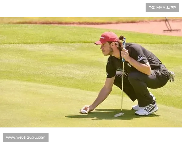 威尔士老将贝尔参加高尔夫赛,跨界体育引热议