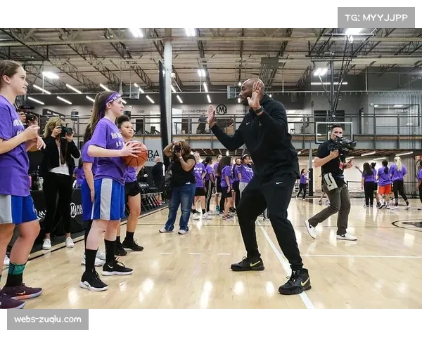 通讯：WNBA关怀行动组织球员赴非洲开展为期两周的篮球训练营